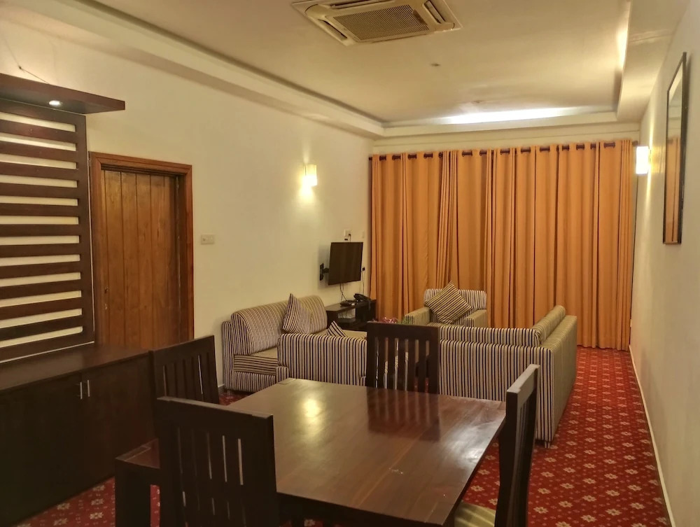 Ramadia Ran Mal Holiday Resort