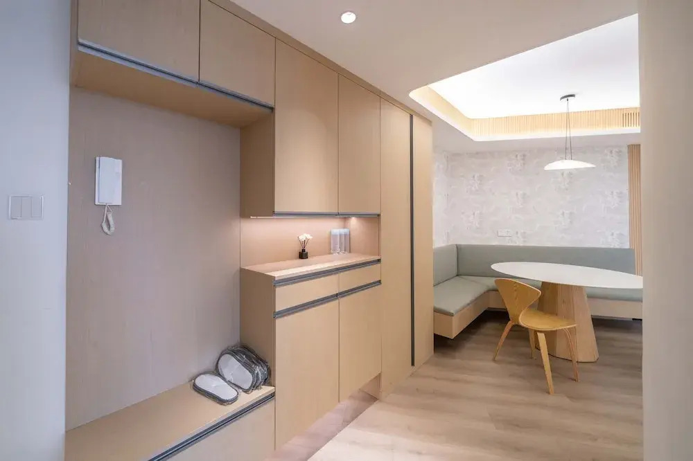 ZHome-Modern 3 bedrooms apartment