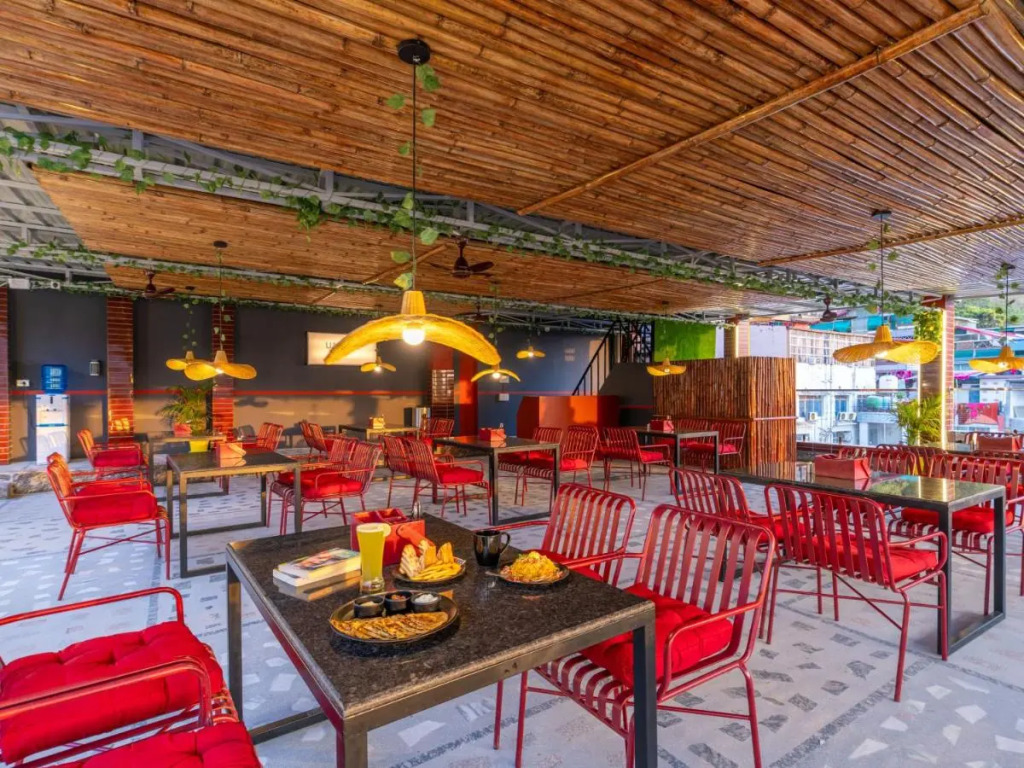 The Hosteller Rishikesh, Ganges