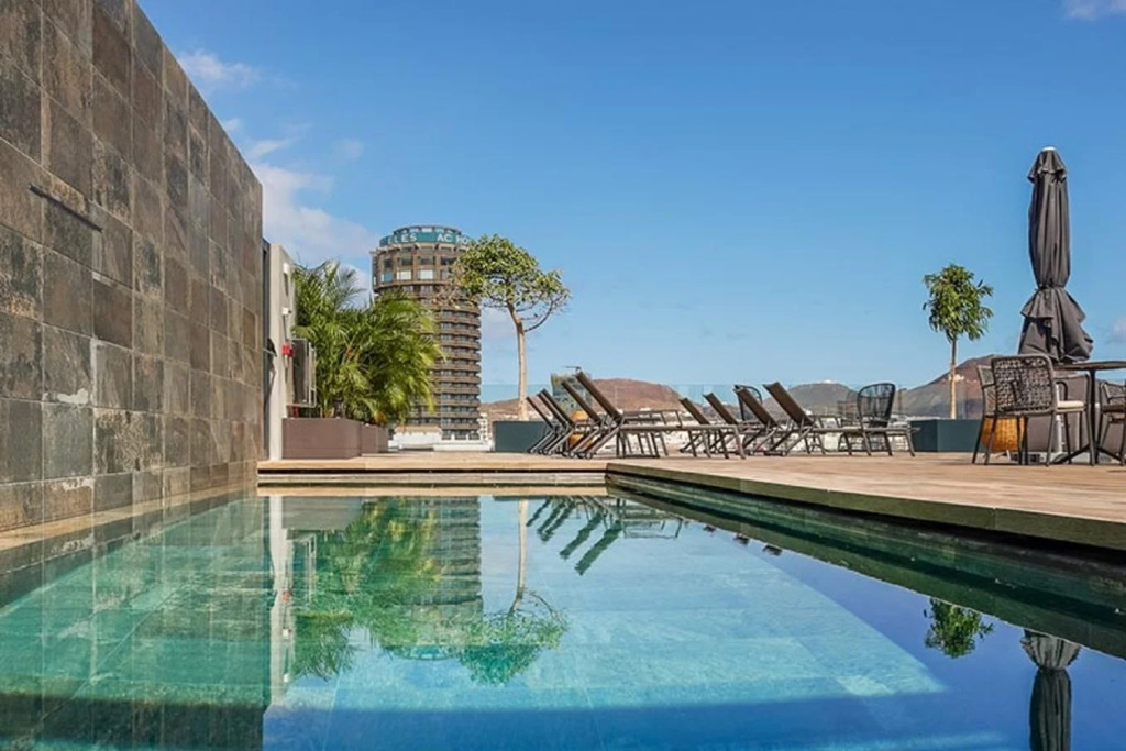 Hotel LIVVO Lumm