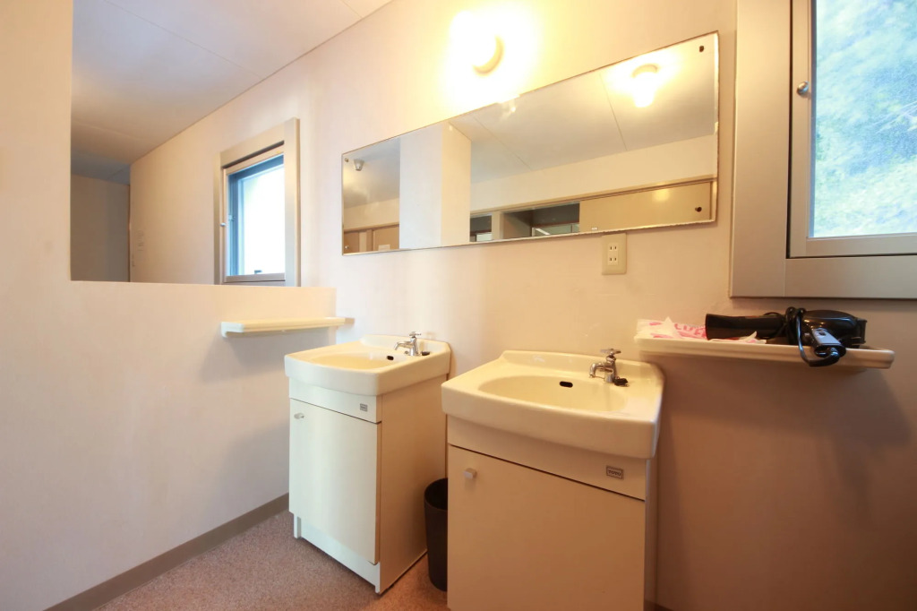 Shirahama White Beach House