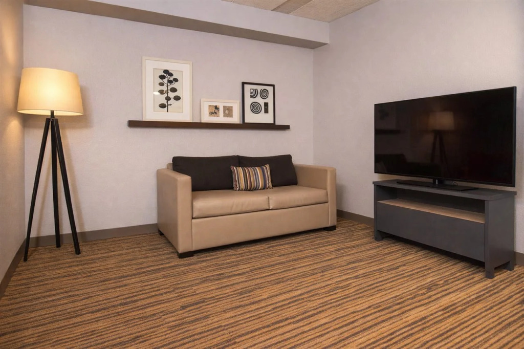 Country Inn & Suites by Radisson, Rapid City, SD