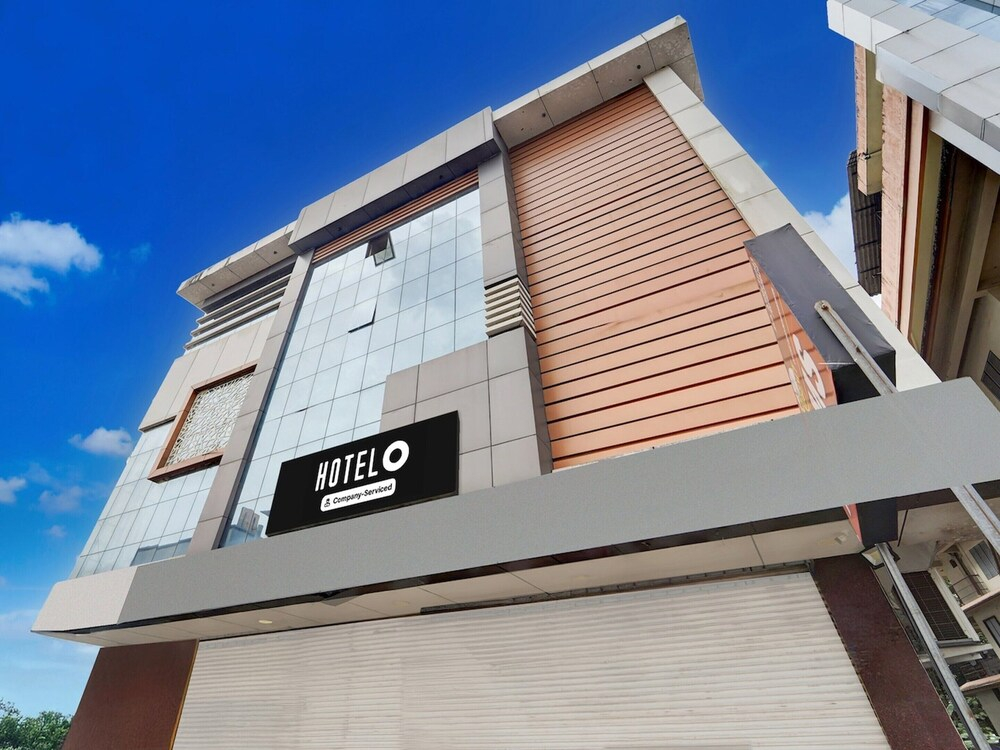 Super Hotel O Pathanamthitta