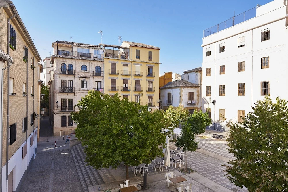 EnjoyGranada Centro Carlos Cano I