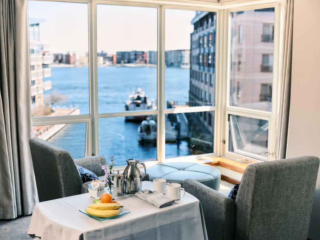 Battery Wharf Hotel, Boston Waterfront