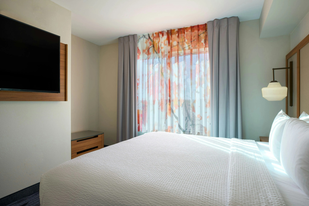 Fairfield Inn and Suites by Marriott Winchester