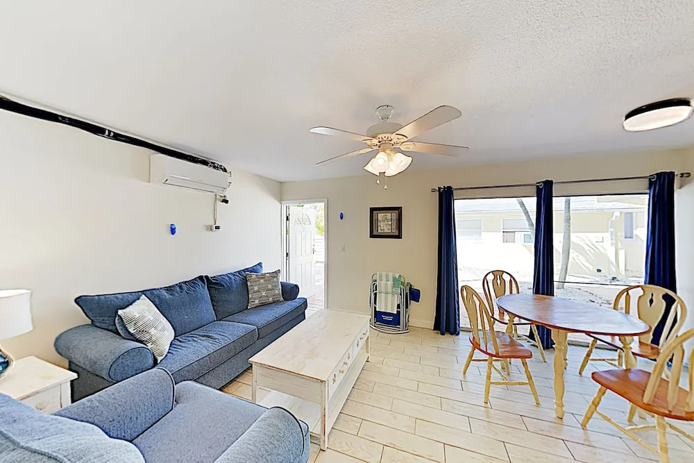 New Listing! Tropical Getaway - Steps To Sand 1 Bedroom Apts