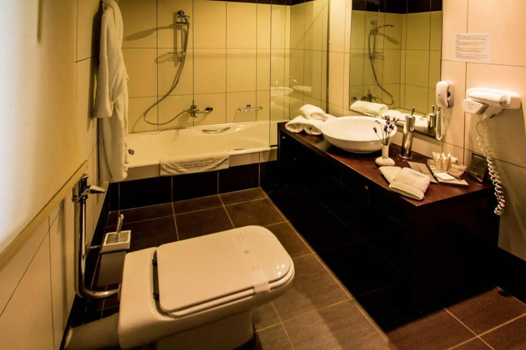 Mabely Grand Hotel