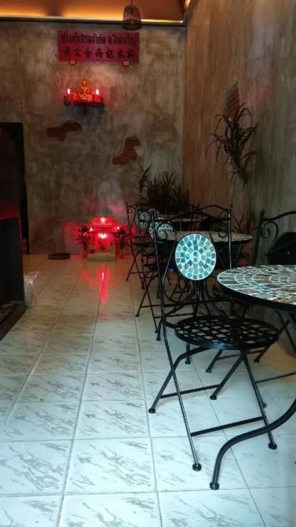 Long Feng Hostel Bangkok