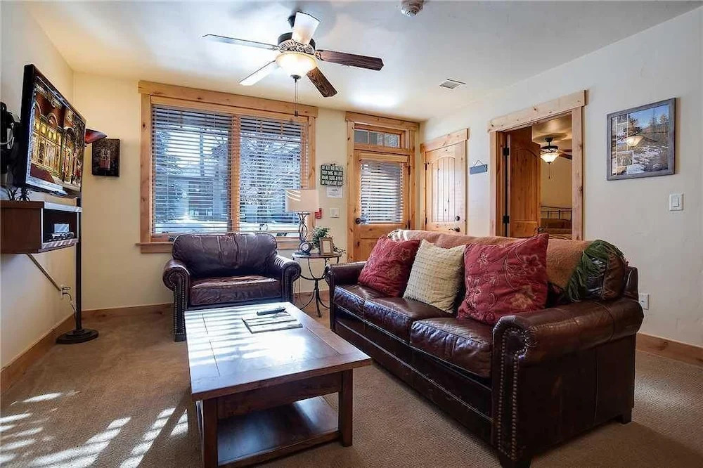 6116 Bear Lodge, Trappeur's Crossing Apartment 2
