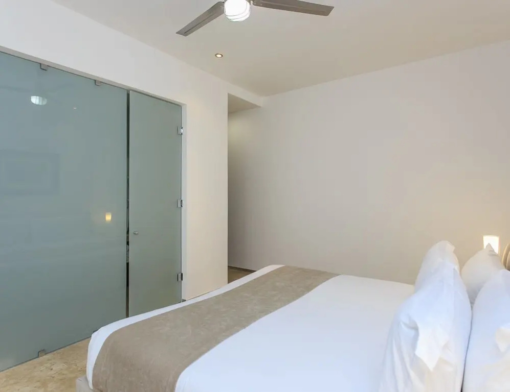 Menesse-2 Bedroom+Steps To The Ocean+Internet