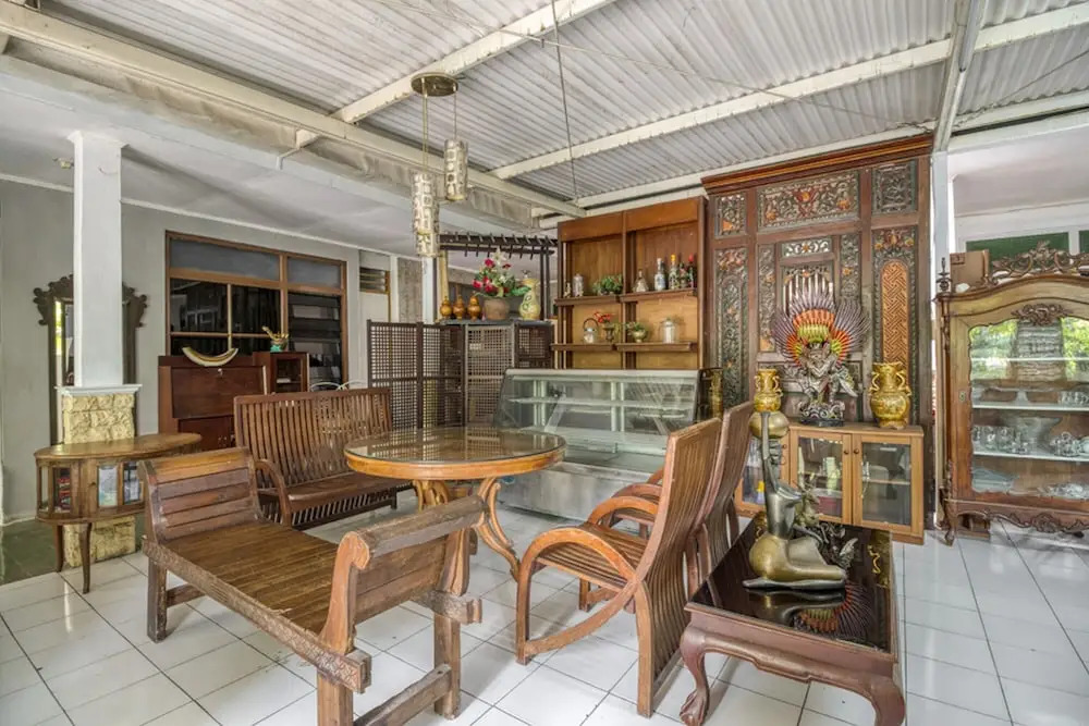 RedDoorz Hostel near Adisucipto Airport Yogyakarta