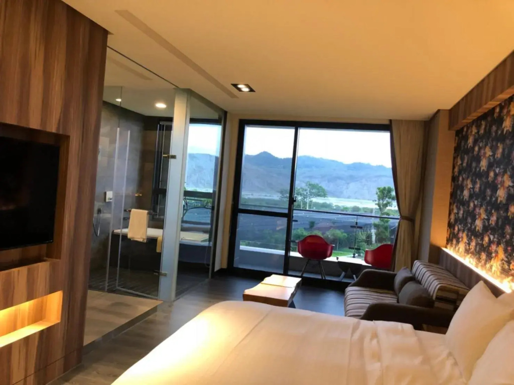 Tan Villa