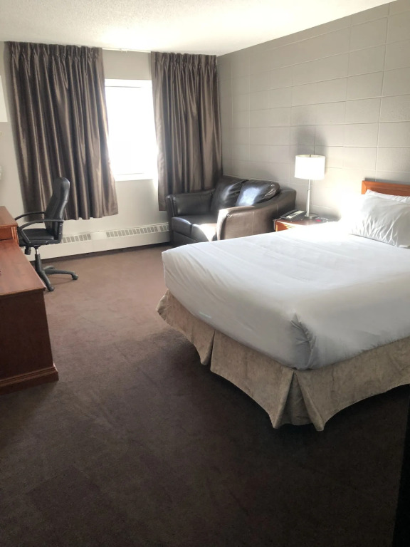 Slave Lake Inn & Conference Centre