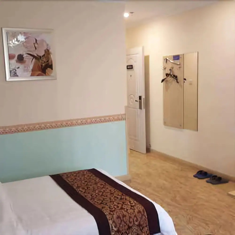 Danqing Baihe Business Hotel Changzhou Beijing-shanghai High-speed Rail North Station