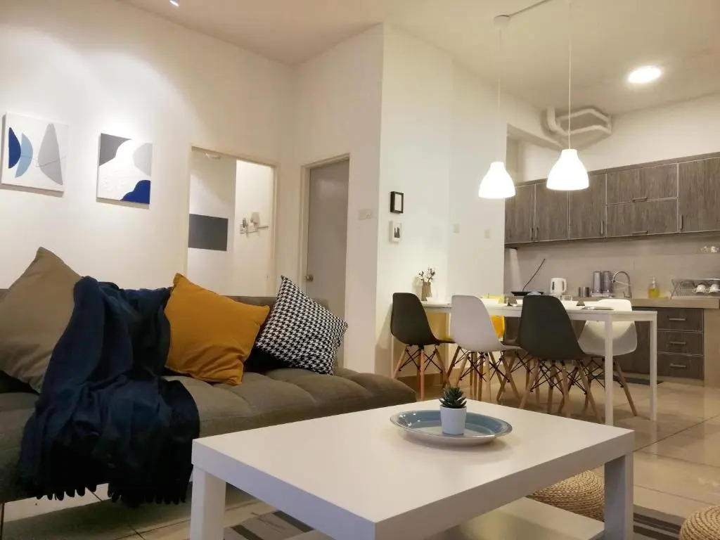 Subang City 8-9 pax l Walk Summit l 5-Min Sunway