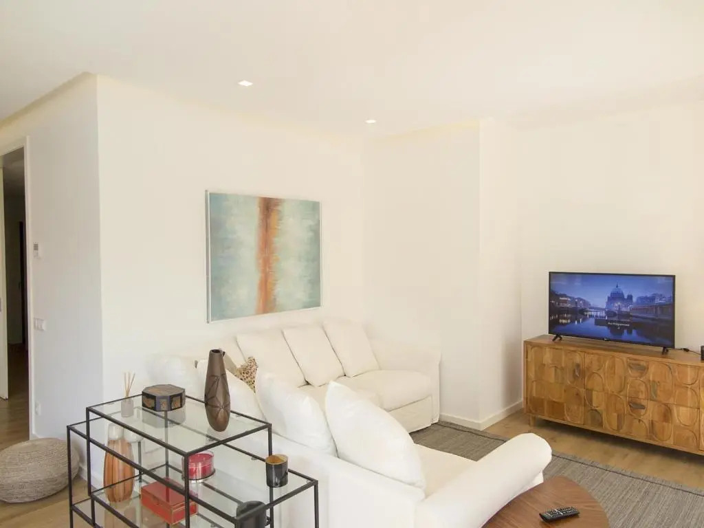 Eduardo vii park great bright apt with ac elevator