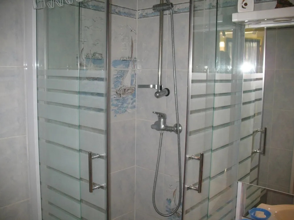 House With 2 Bedrooms in Portiragnes, With Pool Access and Furnished G