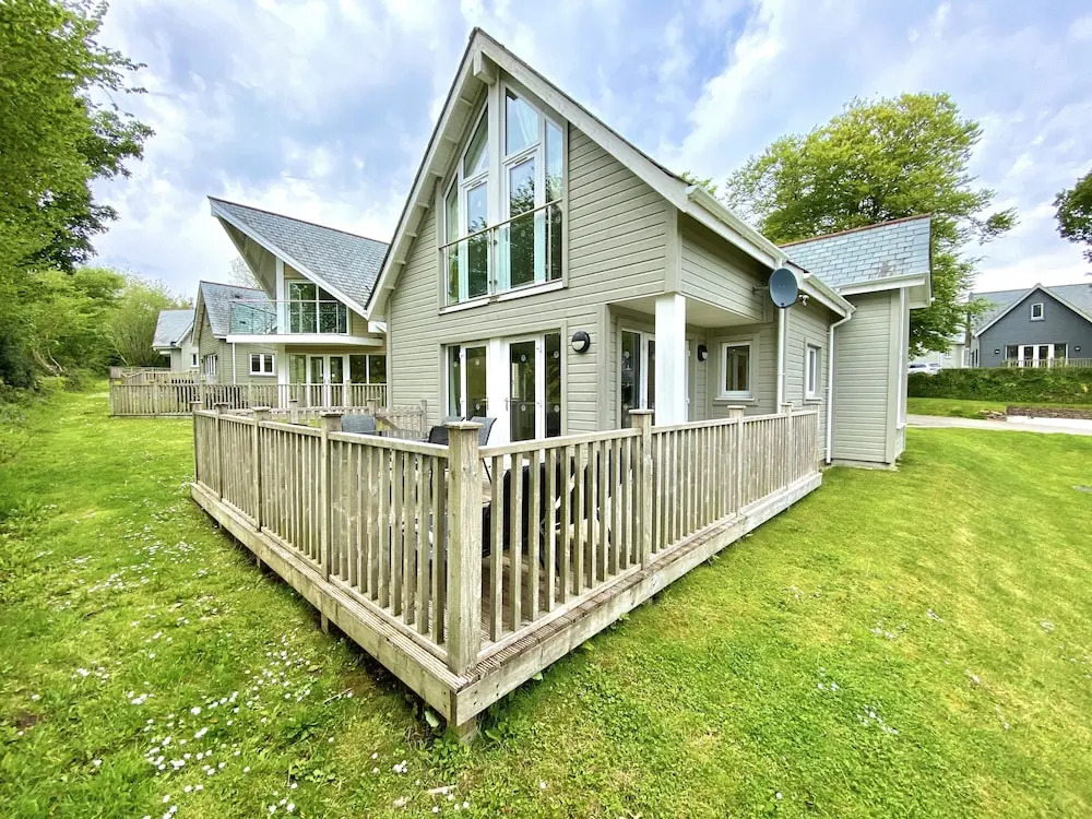 Trewhiddle Retreat V20 by Together Travel - Luxury 3-Bedroom Villa