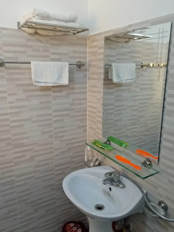 Hoa Sen Hotel