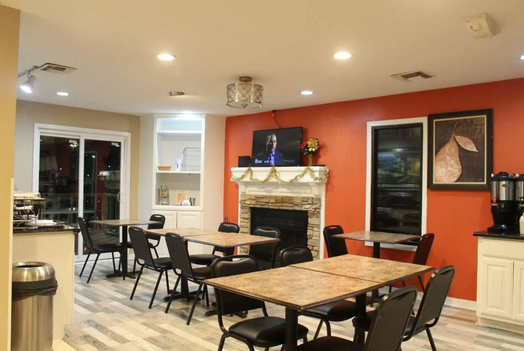 Hawthorn Extended Stay by Wyndham Wichita