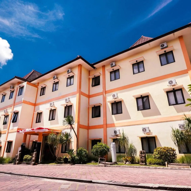 Ciptaningati Hotel