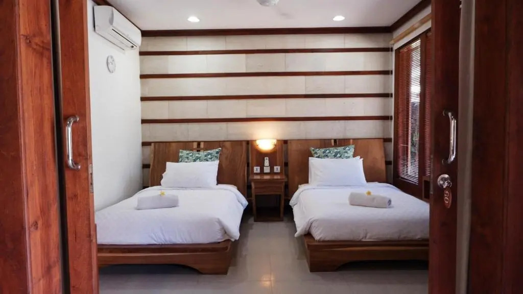 Segara Beach House Villa - Kuta