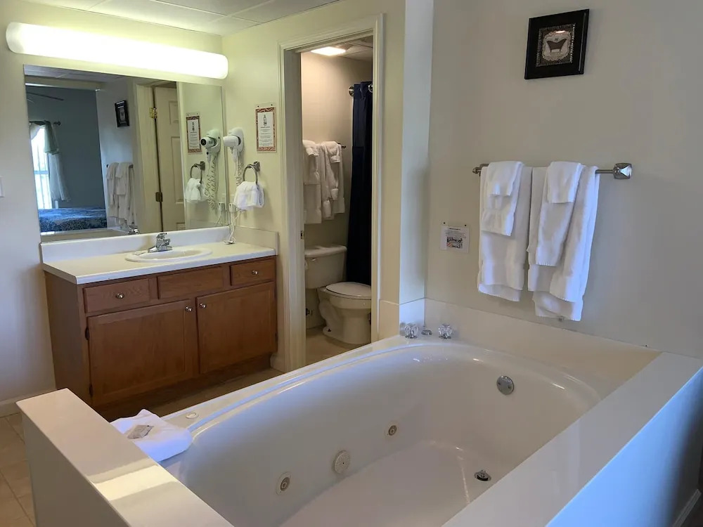 Whispering Pines 133
