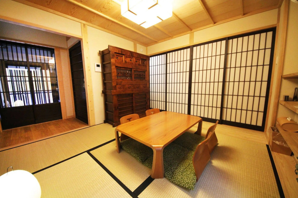 Wakakusa-An Private Machiya near JR Nijo Station