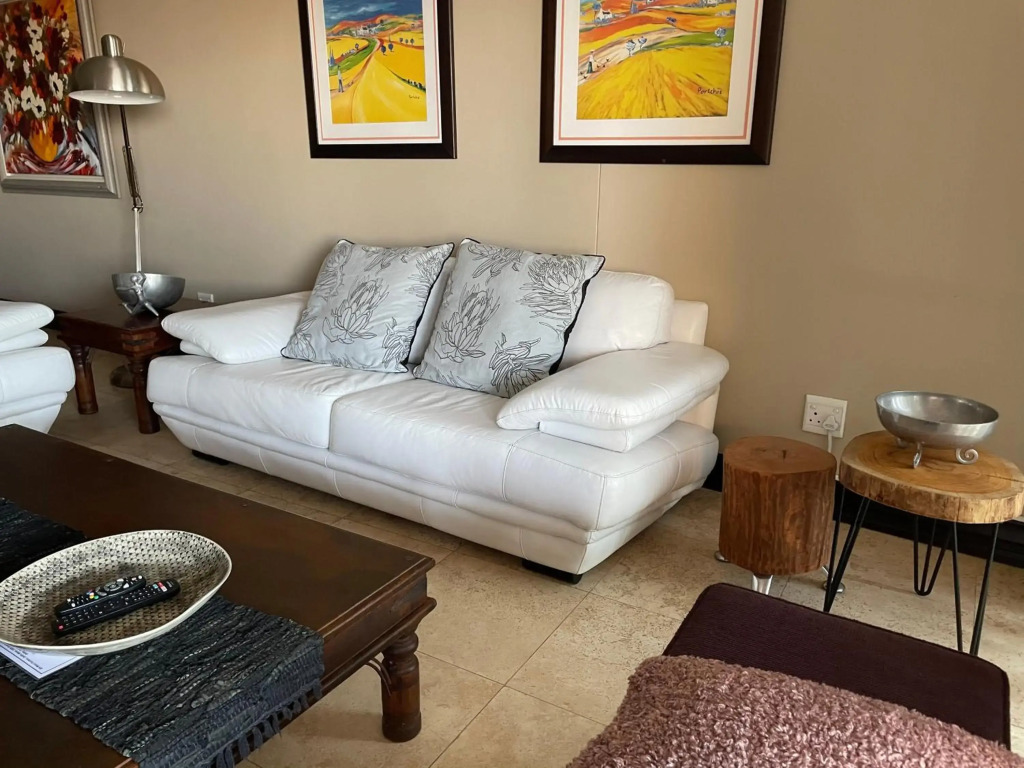 305 Ballito Manor Gardens, Ballito - With Generator