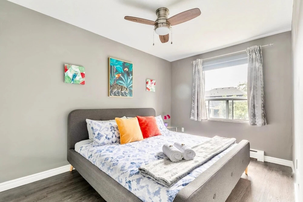 Stunning 2BR - King Bed Apt - Prime Location