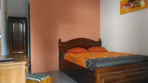 Holland Guest House Yogyakarta