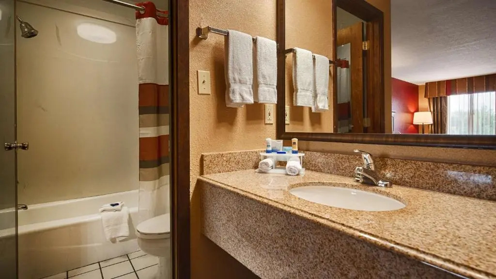 Quality Inn & Suites West Helena