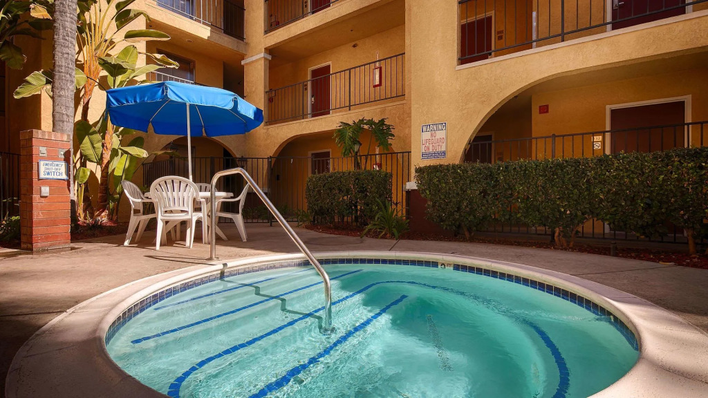 Best Western Moreno Hotel & Suites