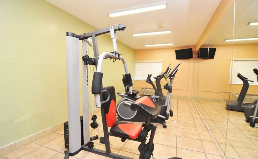 SureStay Plus Hotel by Best Western Topeka