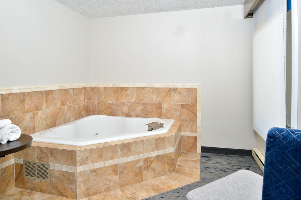 Holiday Inn Express Lewisburg - New Columbia by IHG