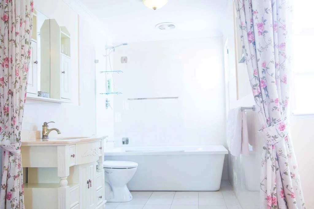 4 Ensuite Chelsea Villa CBD-Airport