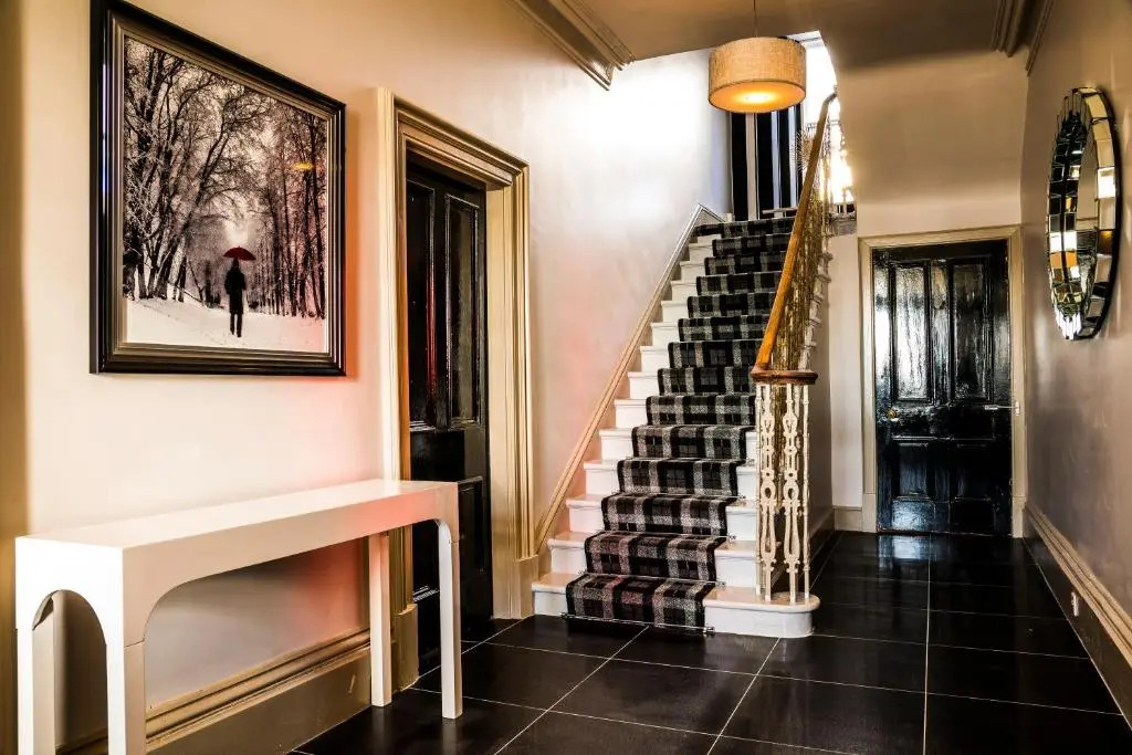 Mount Stewart Hotel