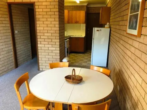 Flat 2 - 3 Bay Lane