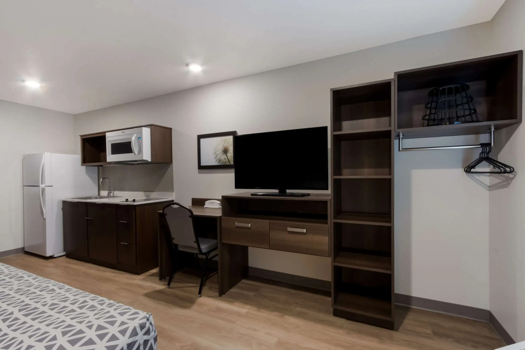 WoodSpring Suites Chandler Airport