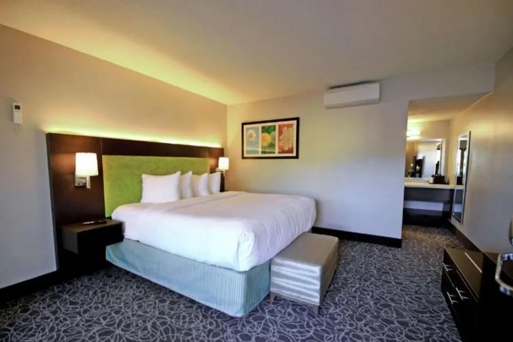 El Sendero Inn, an Ascend Collection Hotel