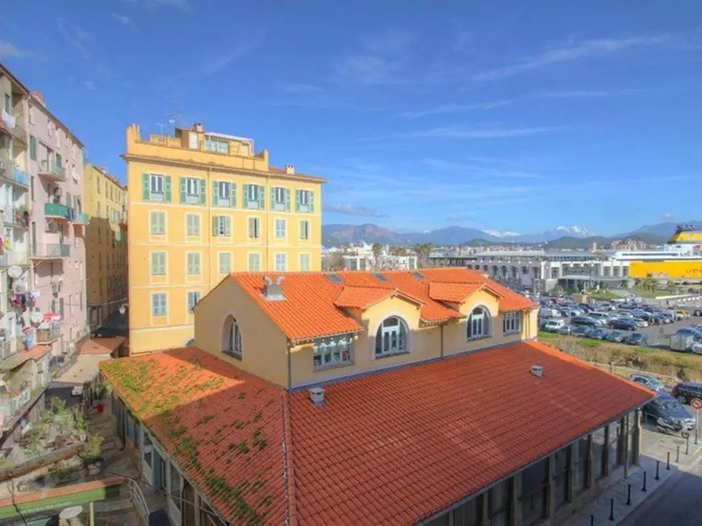 Appartement Ajaccio, 1 pièce, 2 personnes - FR-1-61-473