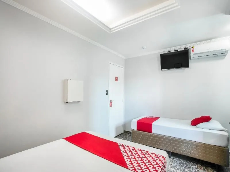 Oyo 122 Tiquatira Hotel