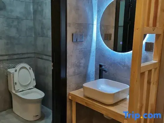 Xingju E-Sports Hotel (Shaxian Pedestrian Street)