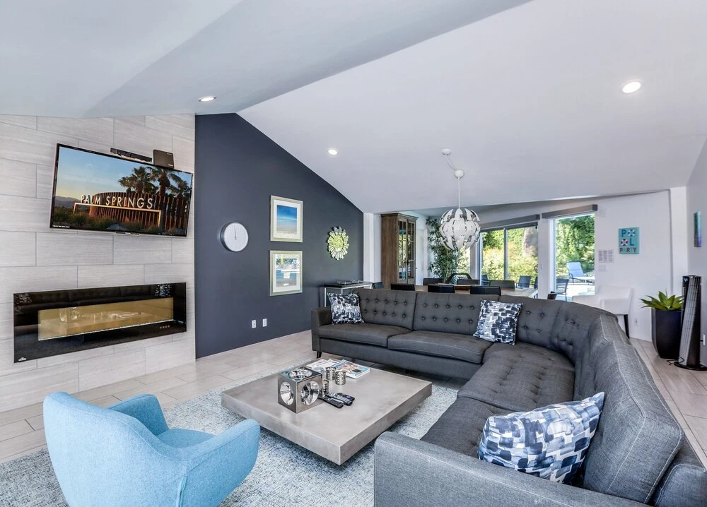 Pajaro 1040 Home - 4 Br home by RedAwning