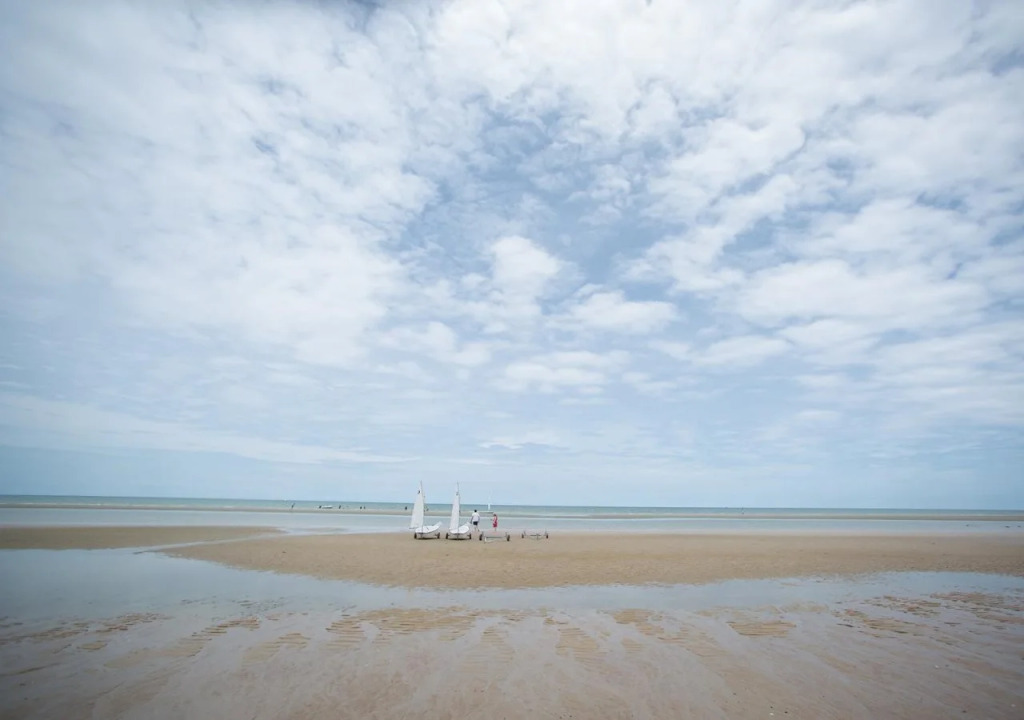 Baan Sea Talay Service Apartment