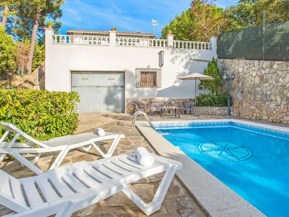 Holiday Home Private Swimming Pool Quietly Located Near Lloret de Mar