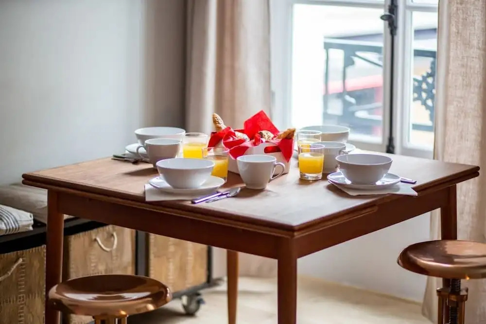 Spacious And Charming 6p Flat À Madeleine