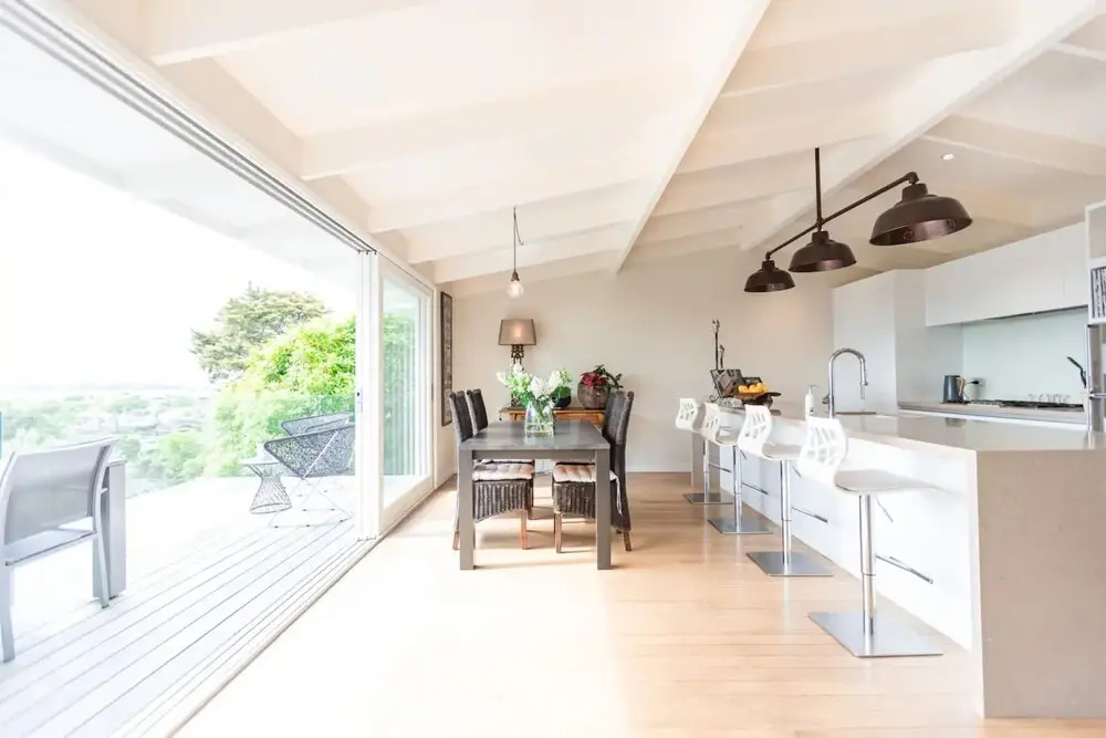 Stylish 3 Bedroom Family Home on the North Shore