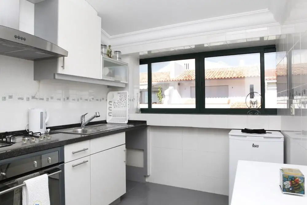 Wondrous Terrace Apartment in Cascais Center